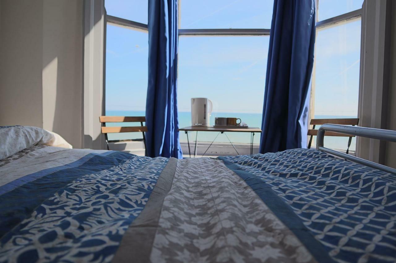 The View, Pensión Brighton